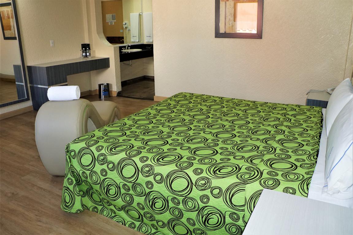hotel corona real