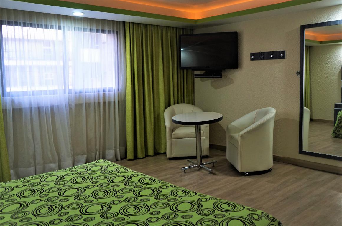 hotel corona real